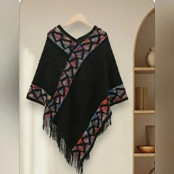New Boho Knit Poncho Fringe Cottagecore Wrap Embroidered Cover-Up Shaw Scarf - Picture 2 of 3